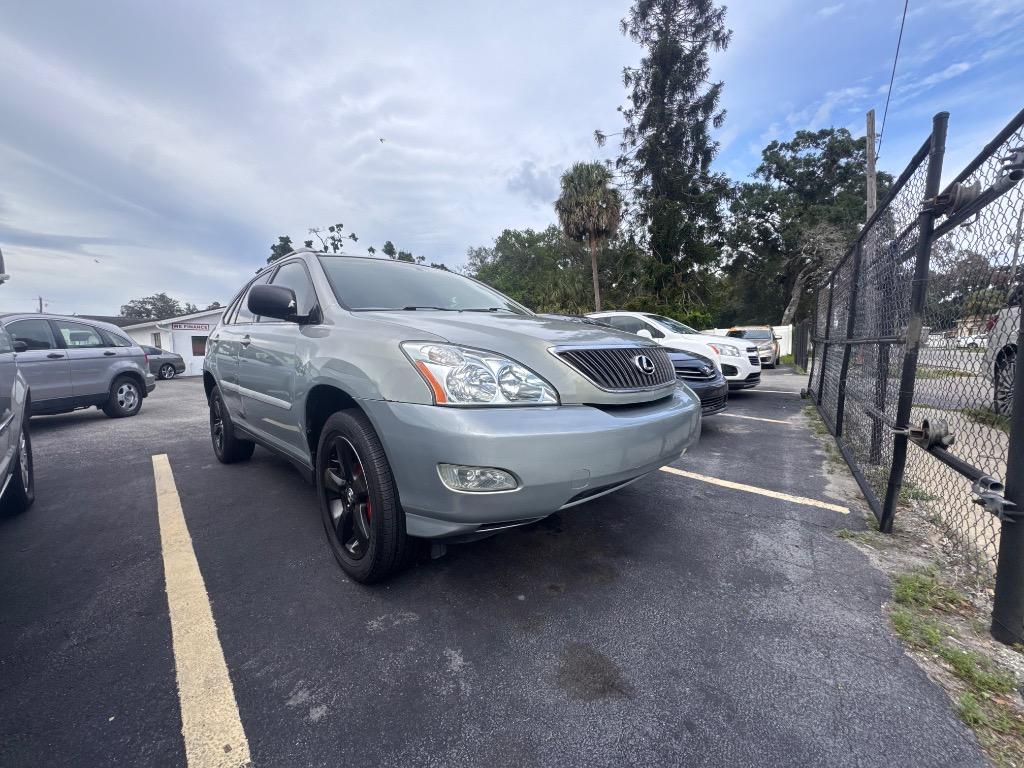 2005 Lexus RX 330's photo