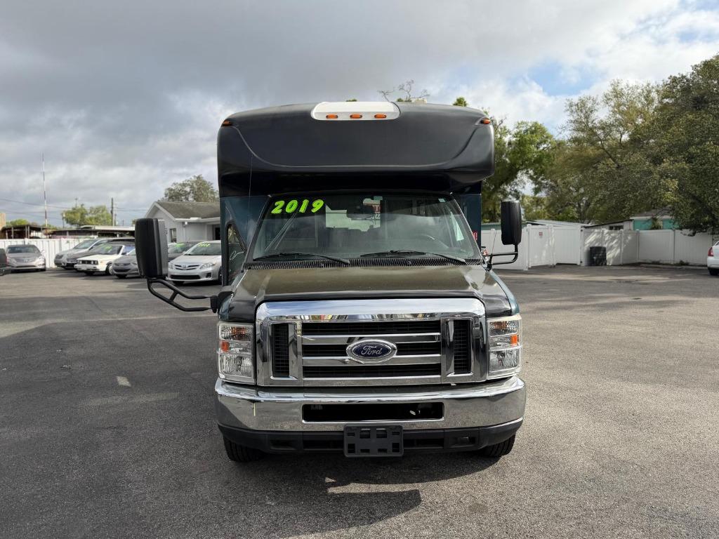 2019 Ford E-Series Cutaway Base