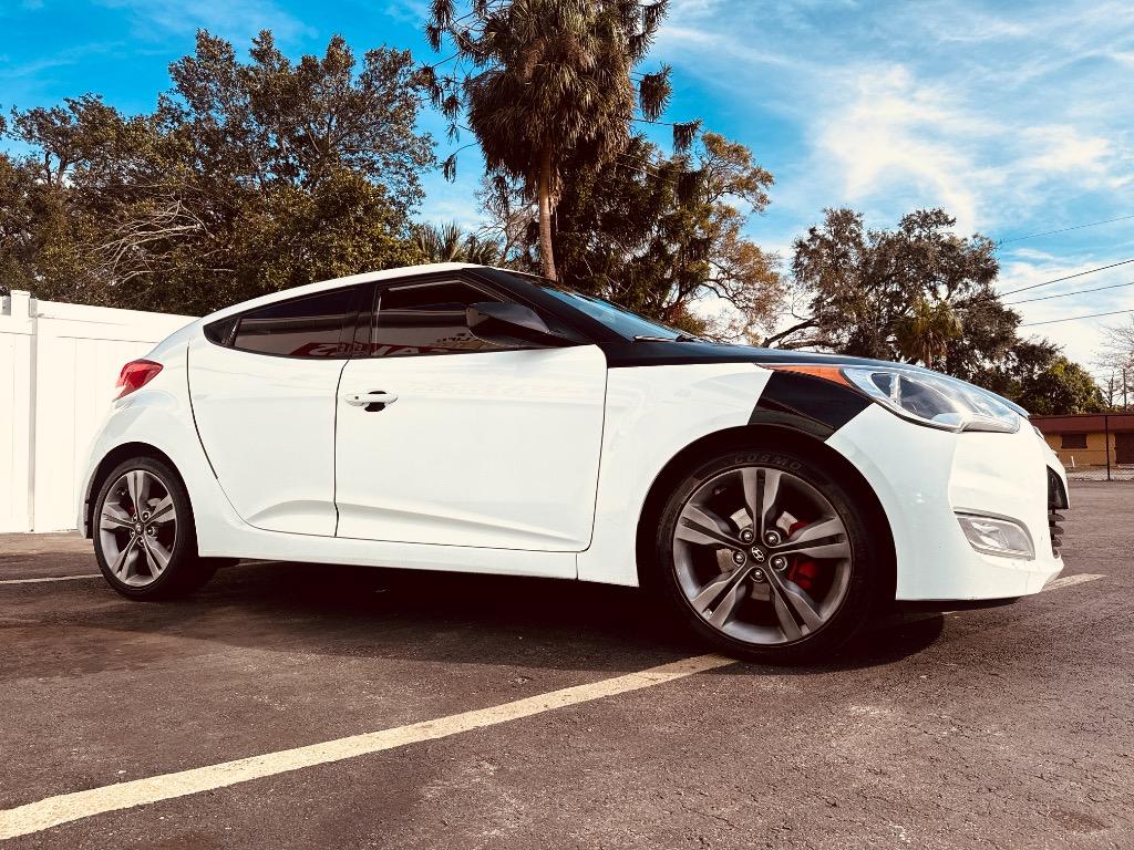 2016 Hyundai Veloster Base