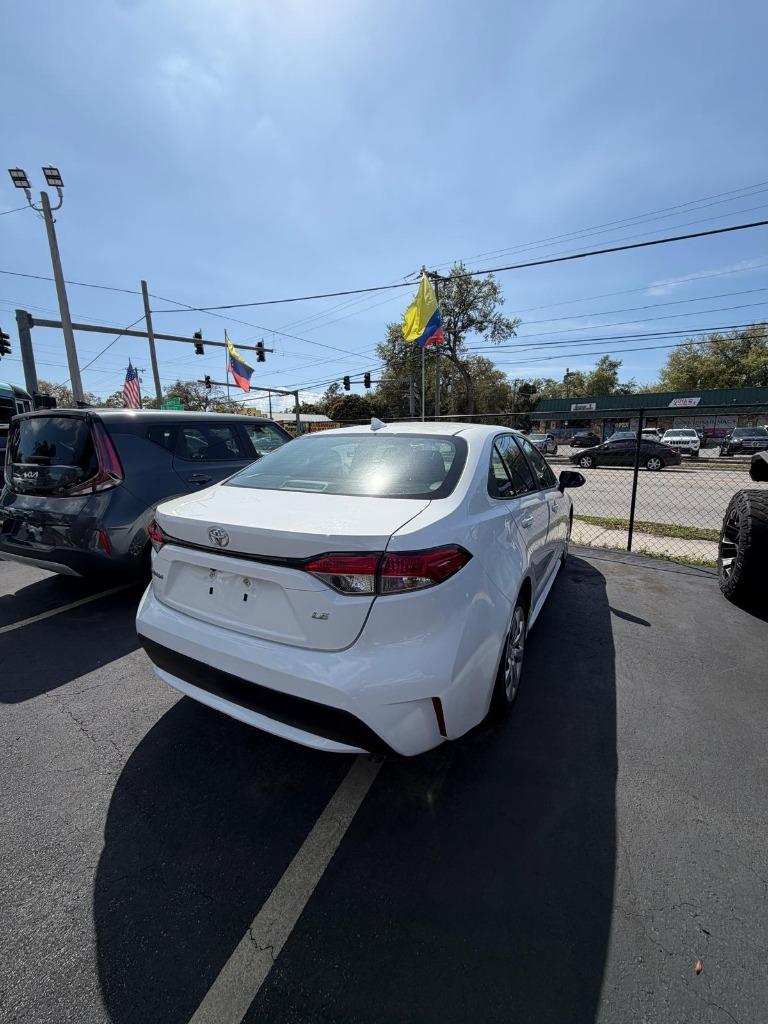 2022 Toyota Corolla LE