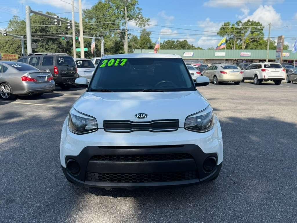 2017 Kia Soul Base