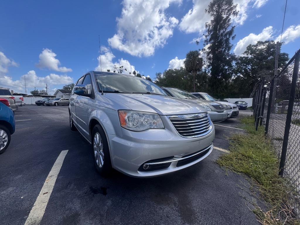 2011 Chrysler Town & Country